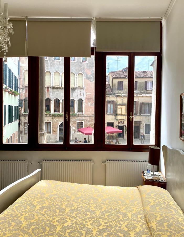 B&B Ca' Dor Venesia Bagian luar foto