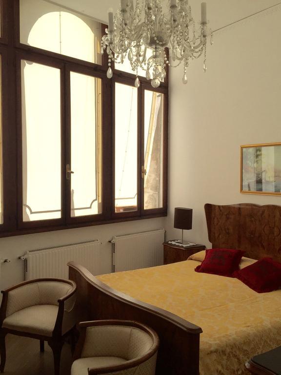 B&B Ca' Dor Venesia Bagian luar foto