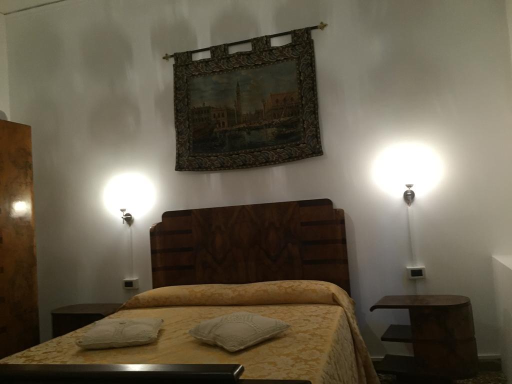 B&B Ca' Dor Venesia Bagian luar foto